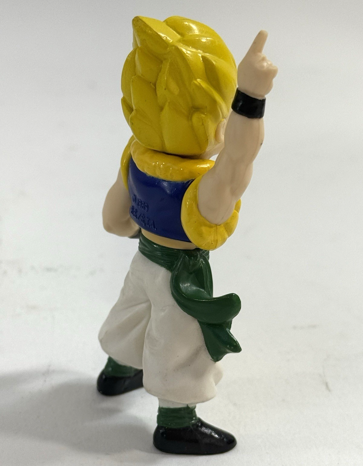 Irwin 1999 Dragon Ball Z 3.65” Super Saiyan Gotenks Series 7 Loose Action Figure