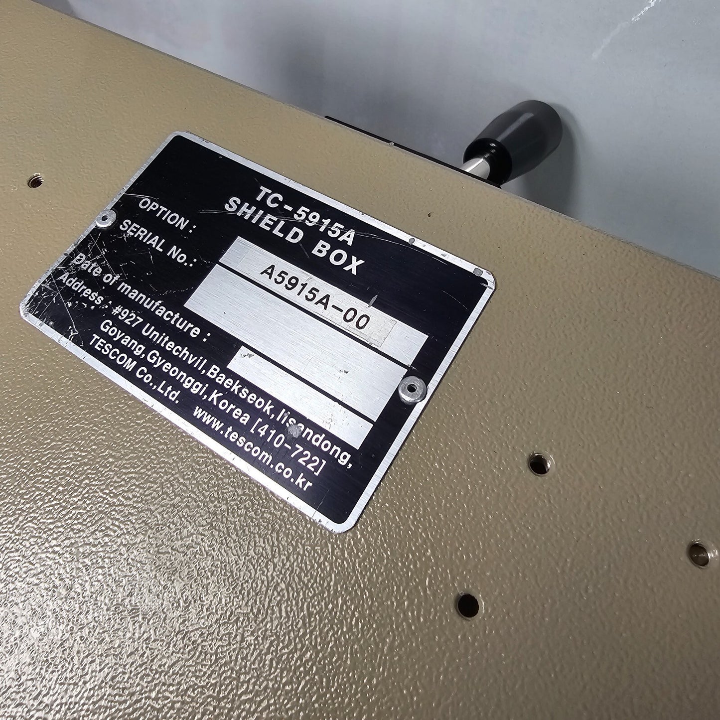 TESCOM TC-5915A RF Shield Box Radio Frequency Test Equipment Laboratory Telecom