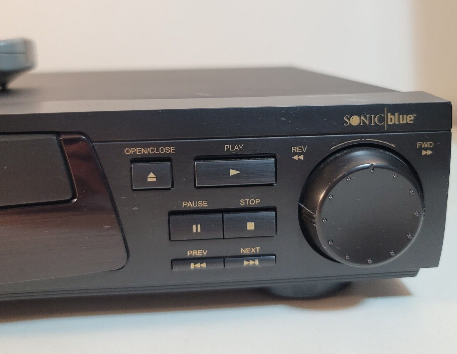 SonicBlue Go Video DVP750  DVD Video CD MP3 Player With Remote
