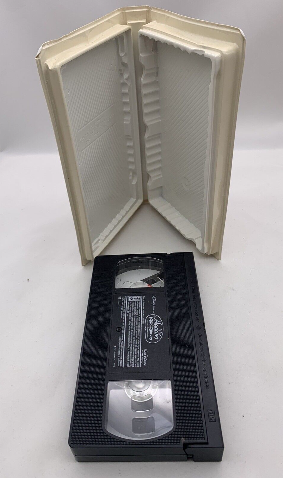 Aladdin (Disney VHS Trilogy) The Return of Jafar and The King of Thieves