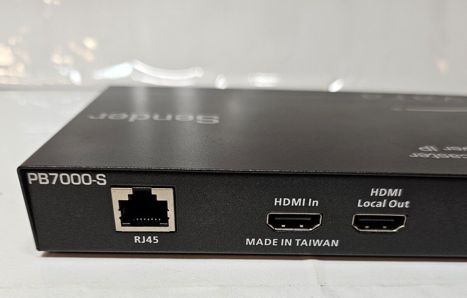 Aavara Sender PB7000-SE HDMI Over IP Broadcaster HDMI/USB KVM