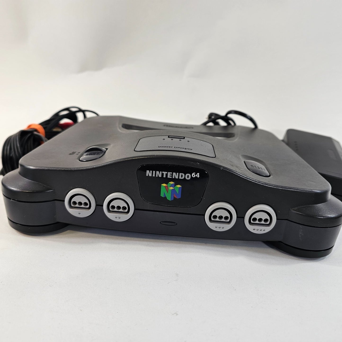 Nintendo 64 System 32MB Home Console NUS-001 - Two Controllers - Cords - TESTED