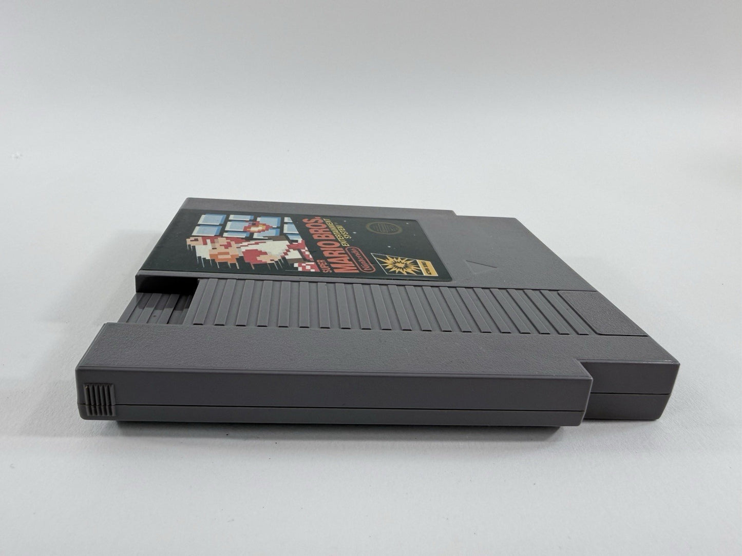 Super Mario Bros. (Nintendo NES, 1985) 5-Screw Game Cartridge - Tested