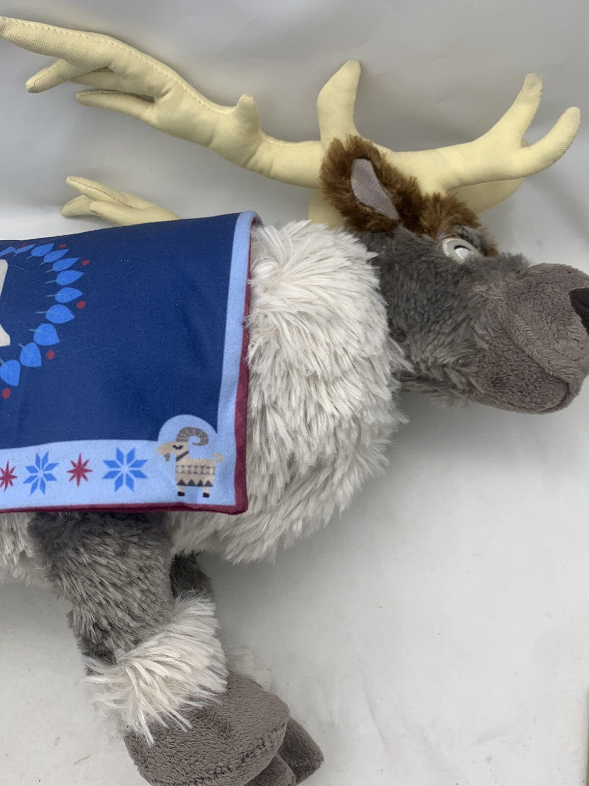 Disney Frozen 17” Sven Holiday Plush with Blanket
