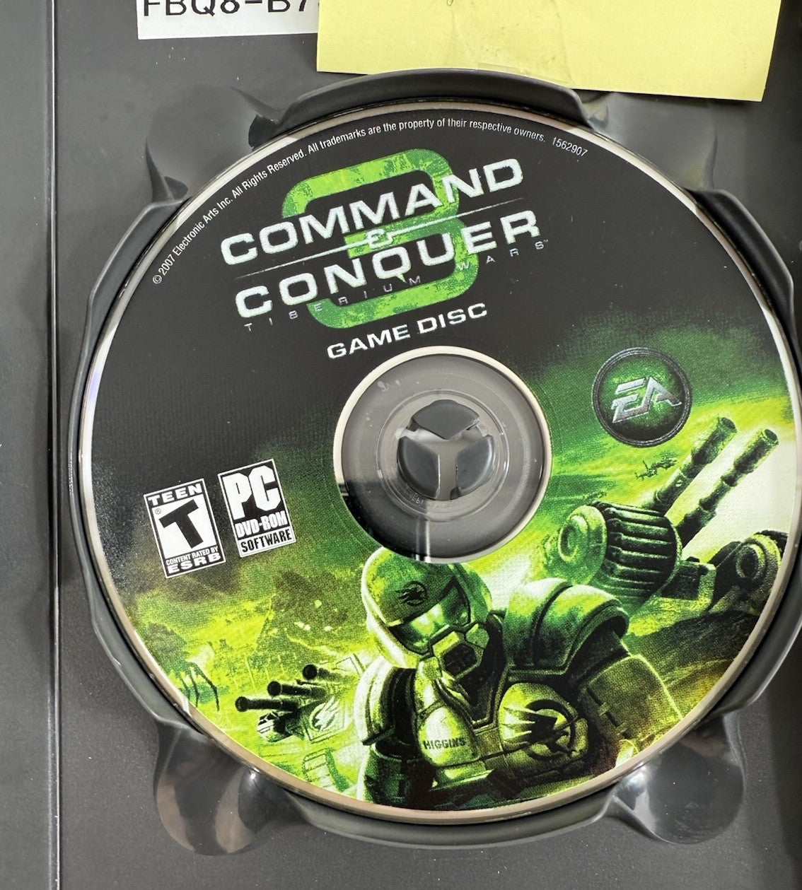 Command & Conquer 3: Tiberium Wars And Kane’s Wrath  Expansion (PC DVD Bundle)