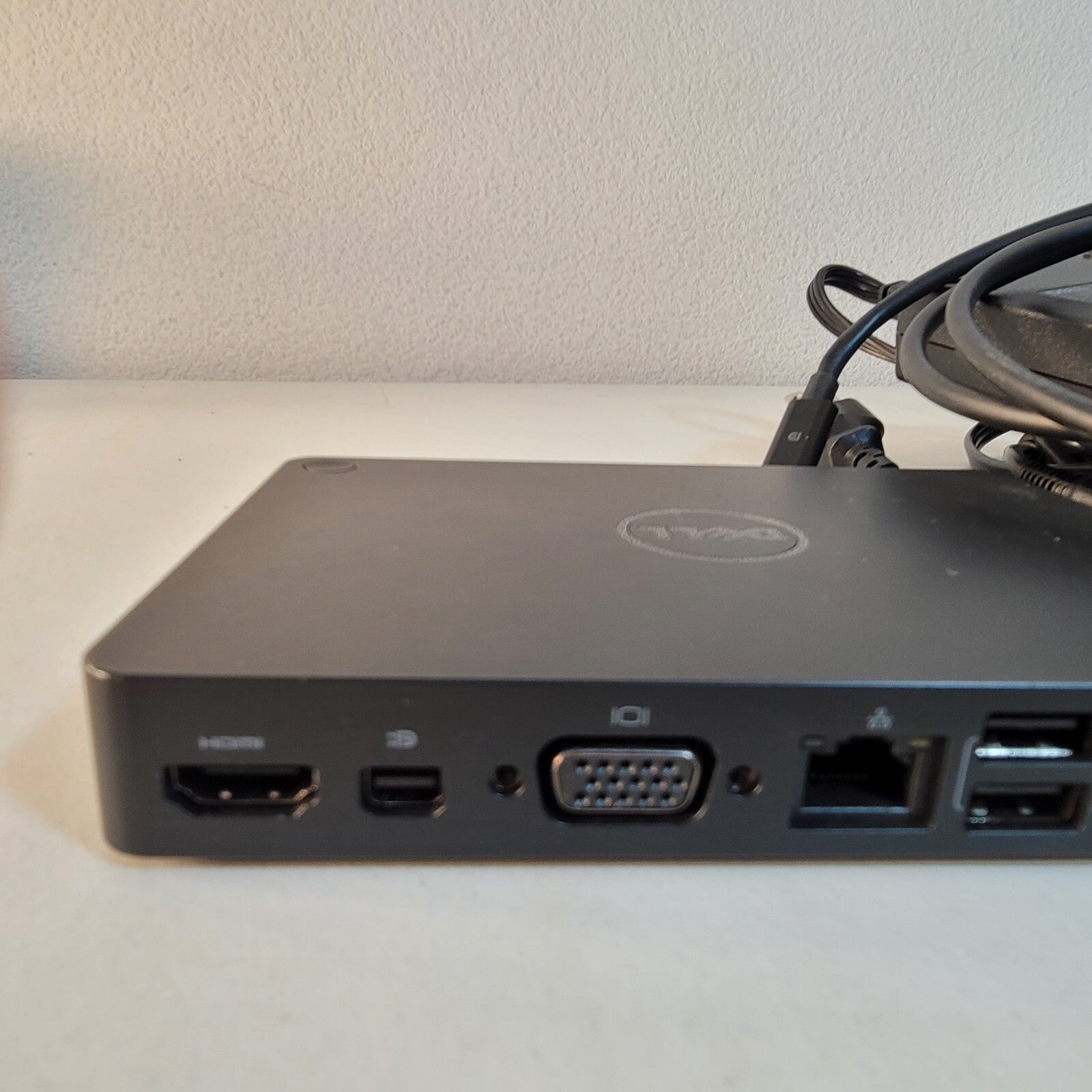 Genuine Dell WD15 4K USB-C Docking Station K17A K17A001 5FDDV with Charger