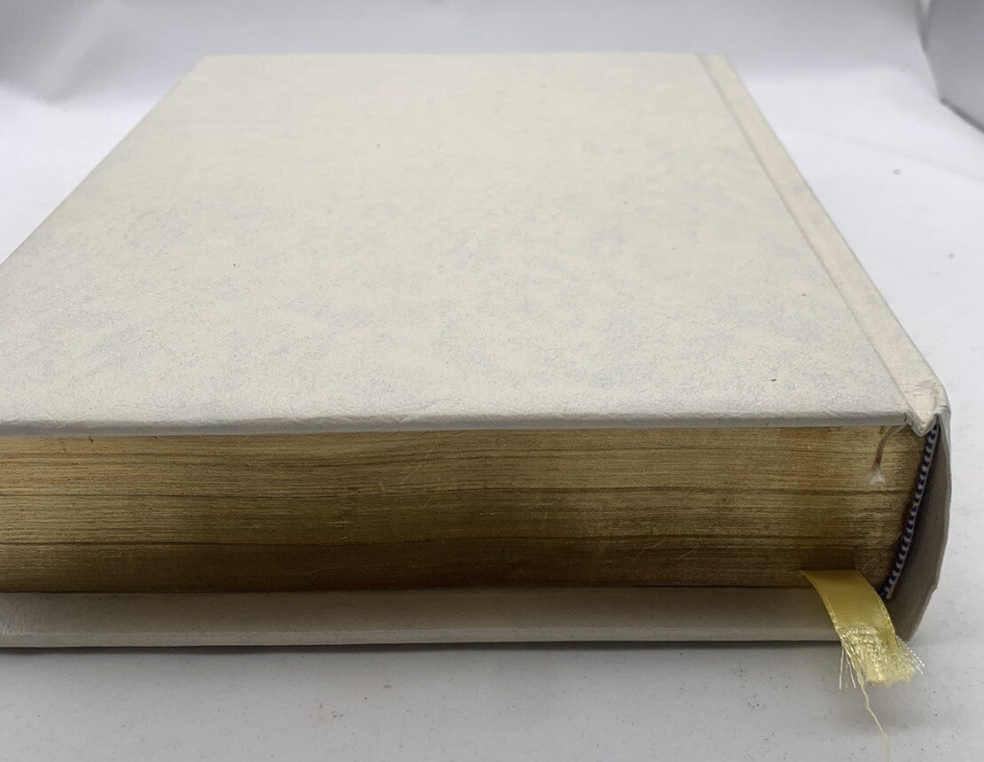 Large Vintage White & Gold Holy Bible Red Letter 1976 Keepsake Family Edition