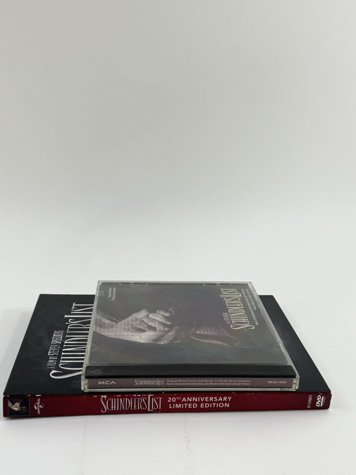 Schindler's List 25th Anniversary Edition 2-Disc DVD with Soundtrack CD - Tested