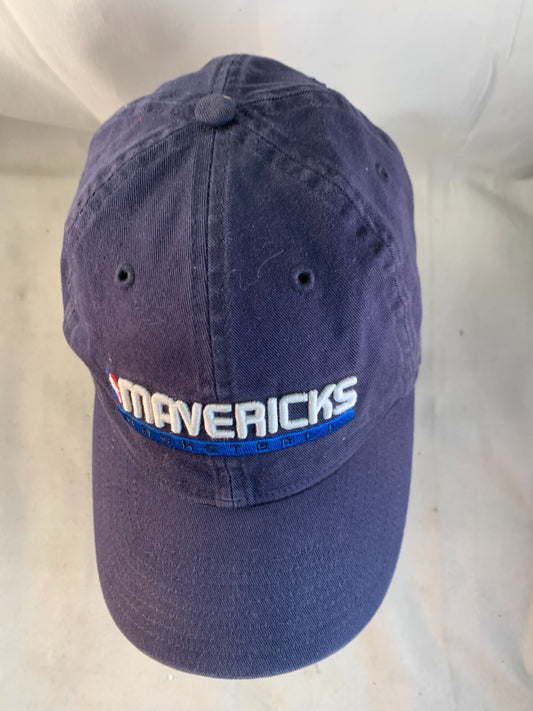 Vintage ADIDAS Blue NBA DALLAS MAVERICKS Snapback Hat