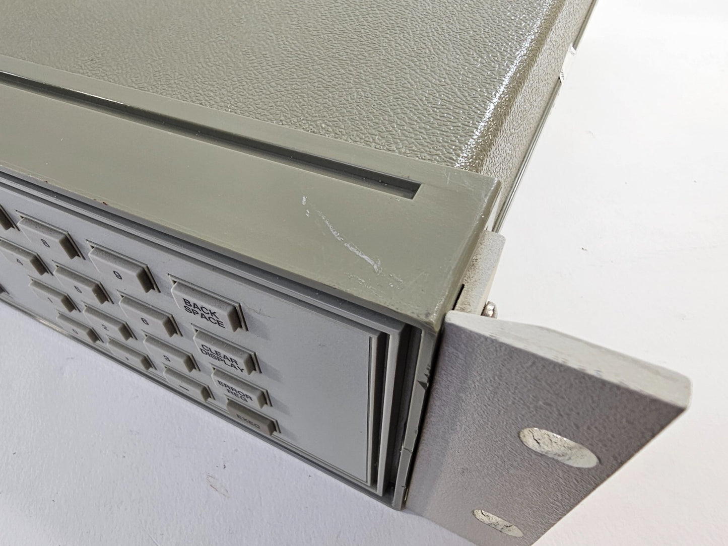 Hewlett Packard 3488A Switch / Control Unit with Mounting Brackets - Tested