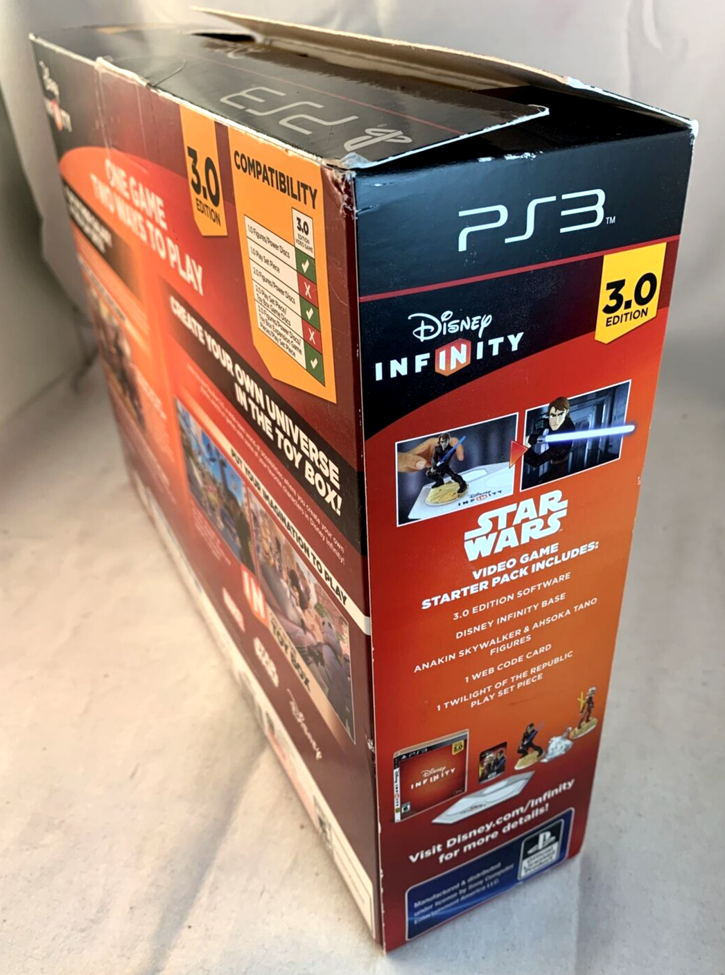 Star Wars Disney Infinity 3.0 Edition Game Starter Pack PS3  New- Damaged Box