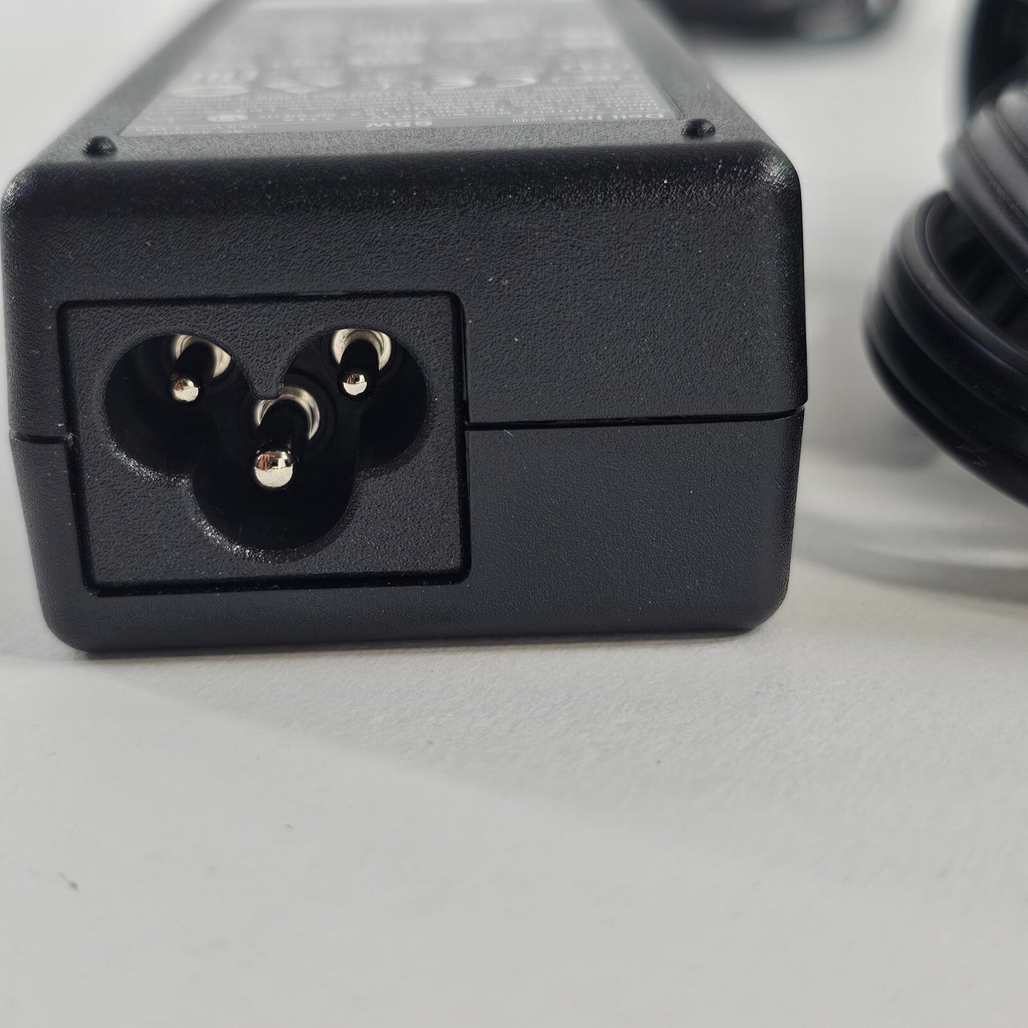 Dell 19.5V 3.34A AC Adapter Model DA65NM111-00 - Tested and Working