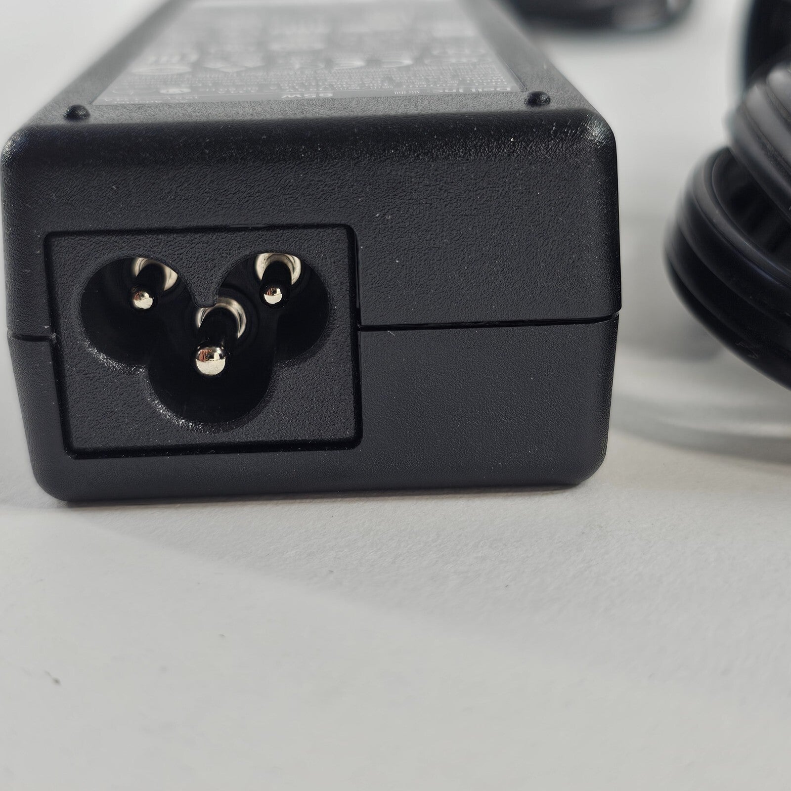 Dell 19.5V 3.34A AC Adapter Model DA65NM111-00 - Tested and Working