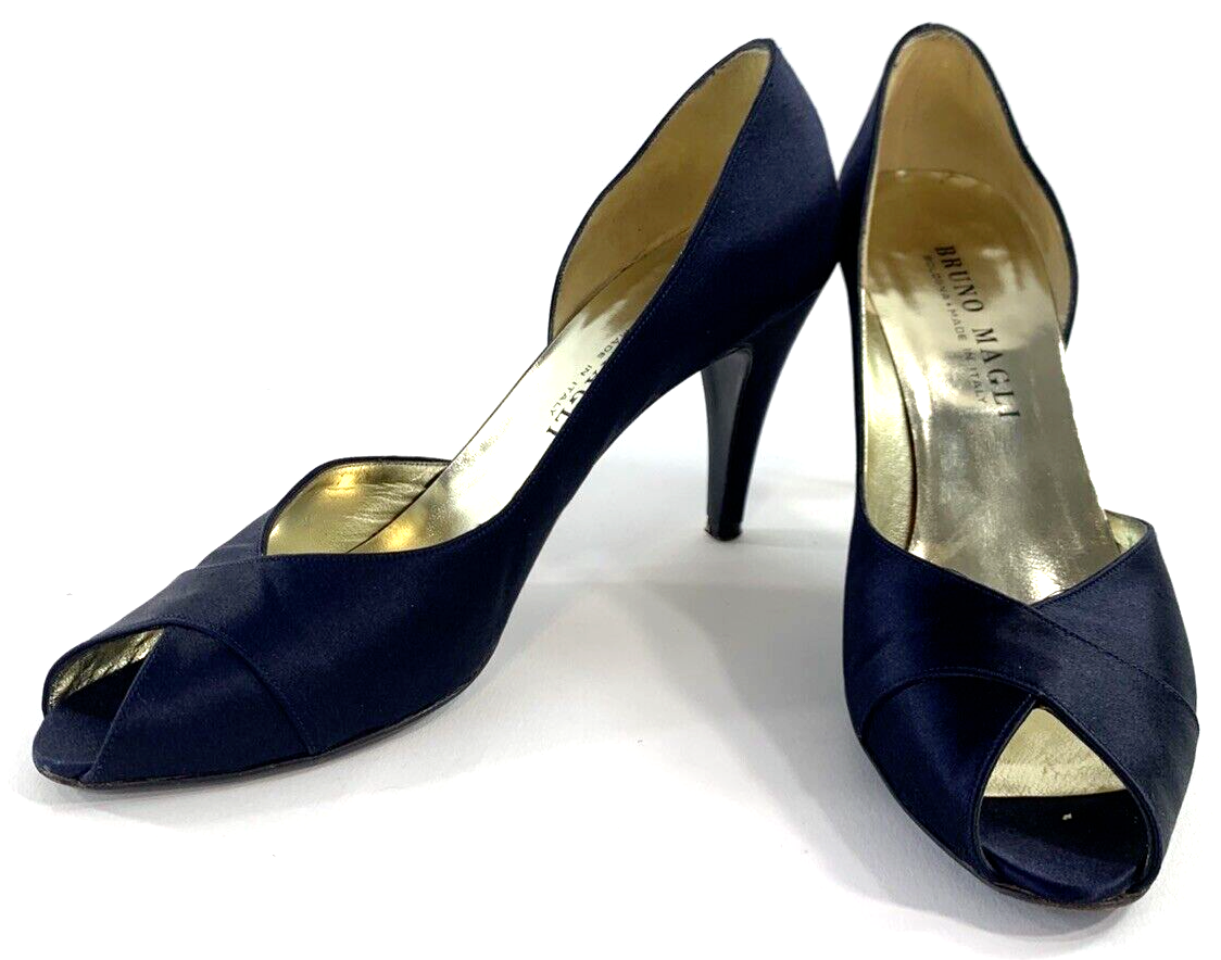 Bruno Magli Womens Navy Blue Leather Heels Pumps Shoes Size 7AAA