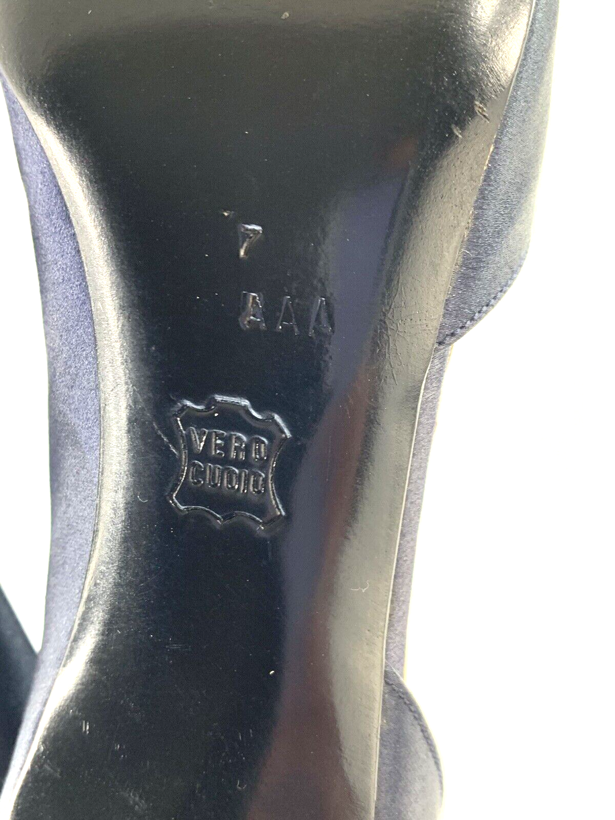 Bruno Magli Womens Navy Blue Leather Heels Pumps Shoes Size 7AAA