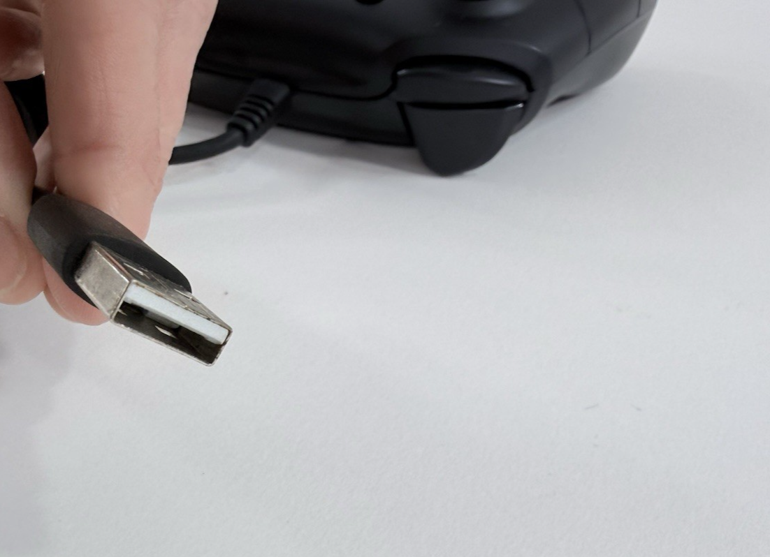 ONN. Wired Black Gaming Controller for Nintendo Switch - Tested and Working