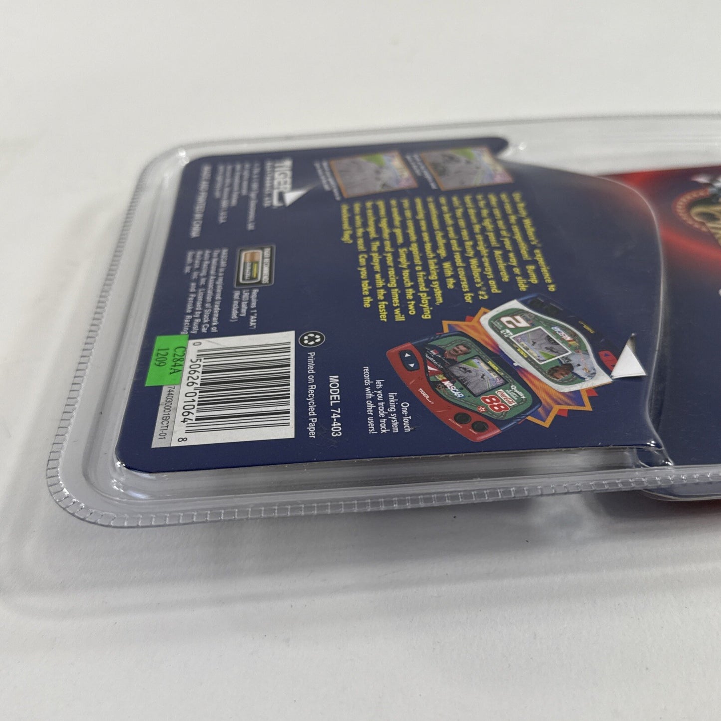 Tiger Electronics 1999 NASCAR Winner's Circle Rusty Wallace Handheld Racing Game