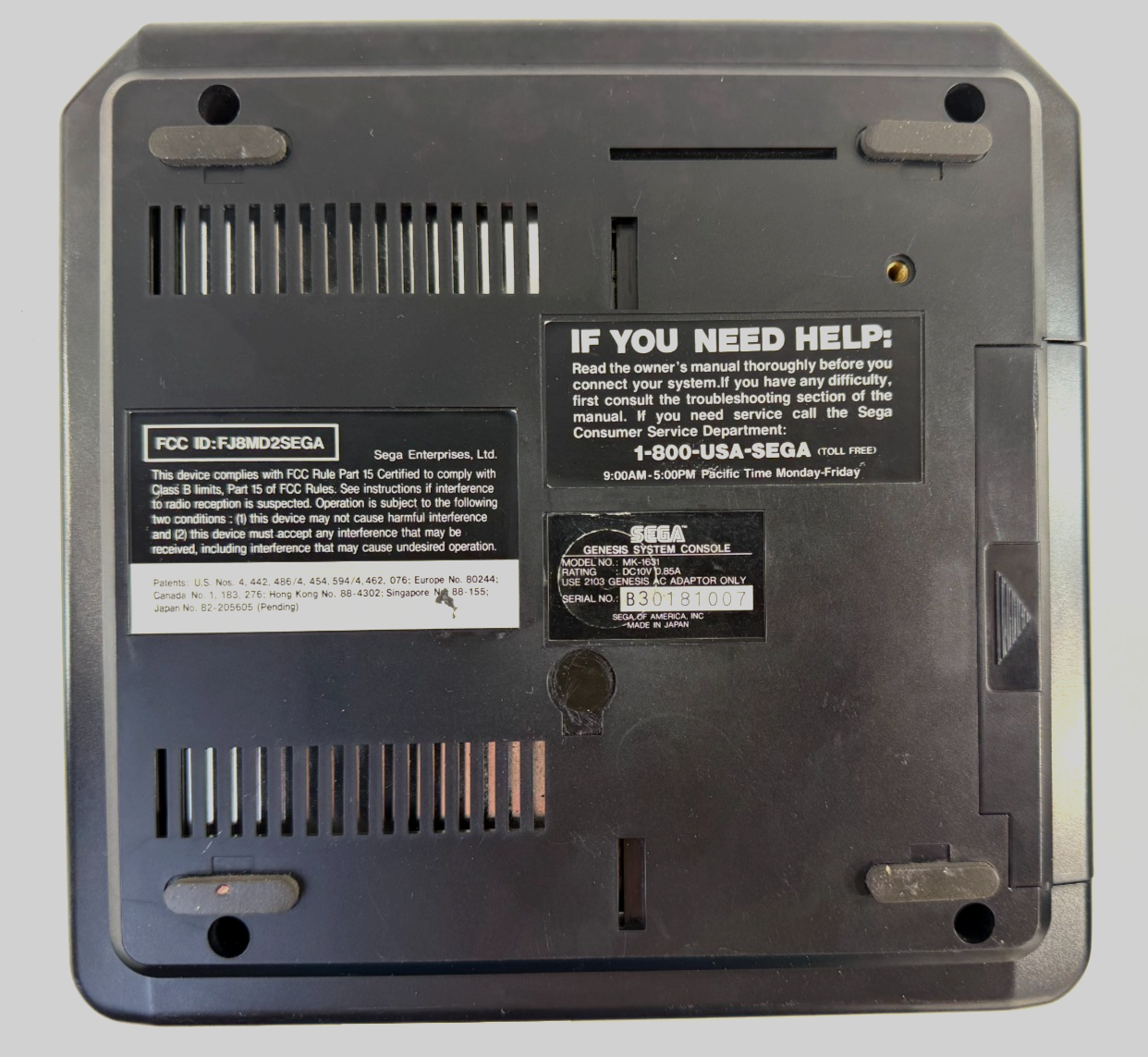 SEGA Genesis Model 2 Console MK-1631 with Controller, AV, Power Supply - Tested