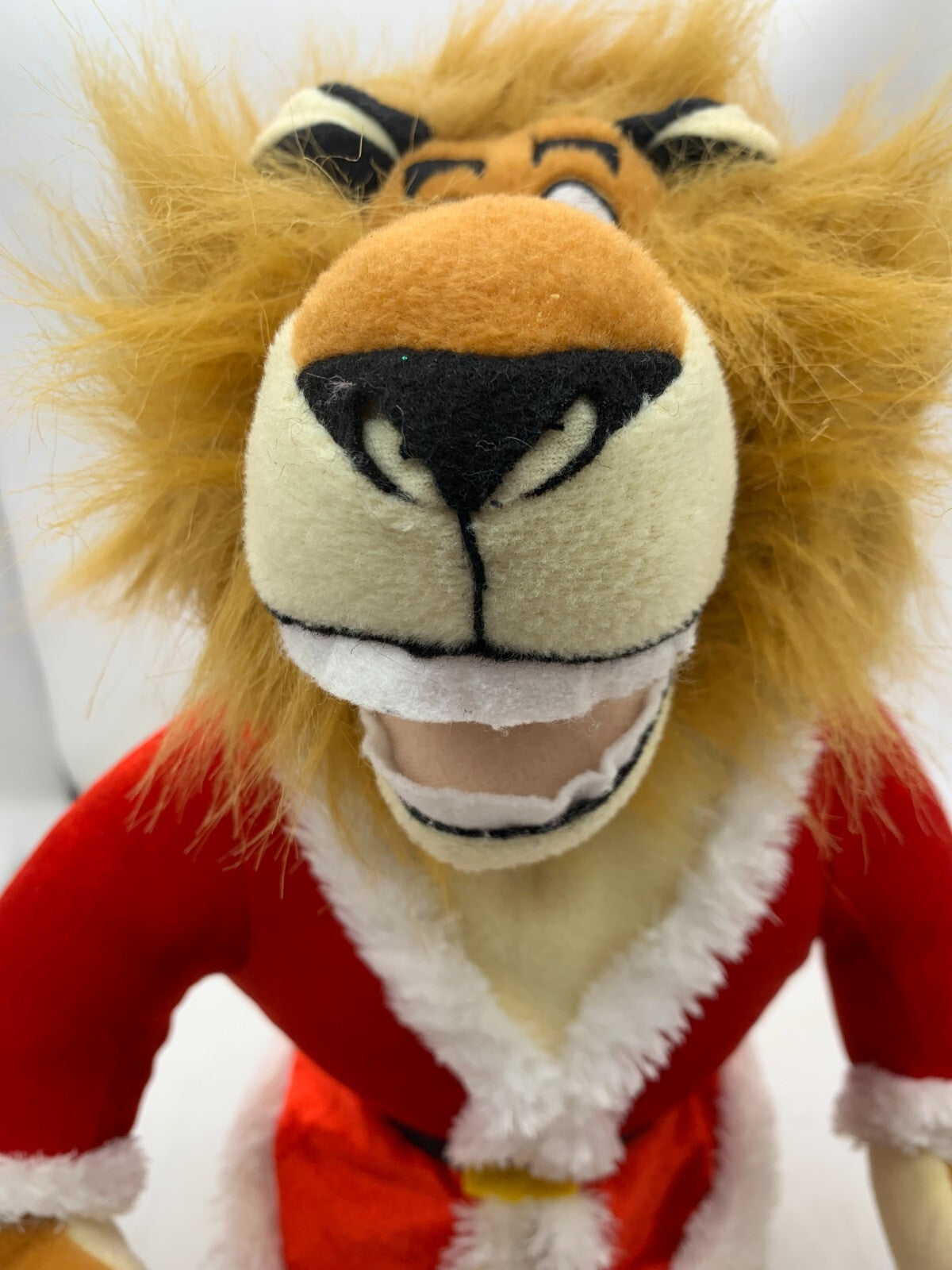 Gemmy 2009 Dreamworks Merry Madagascar 16" Alex the Lion Holiday Plush