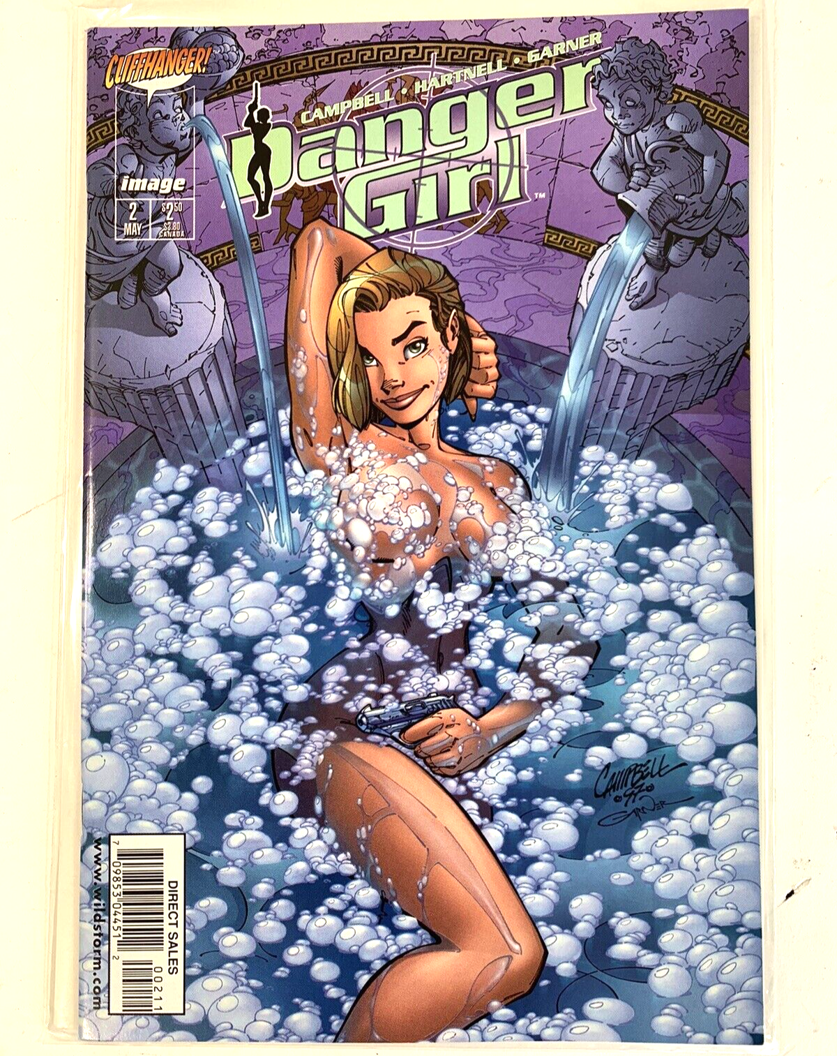 Danger Girl Action Figures Sydney Savage & Abbey Chase With Comics - READ