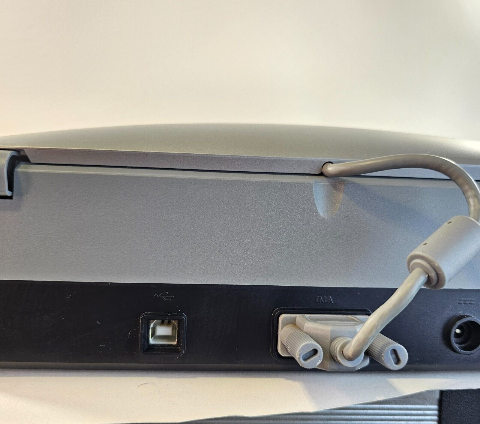 HP ScanJet 4850 Flatbed Scanner - Tested and Working