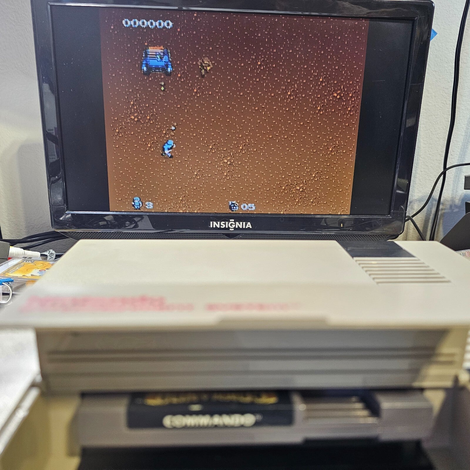 Commando (Nintendo Entertainment System, 1986) 5-Screw Game Cartridge - Tested