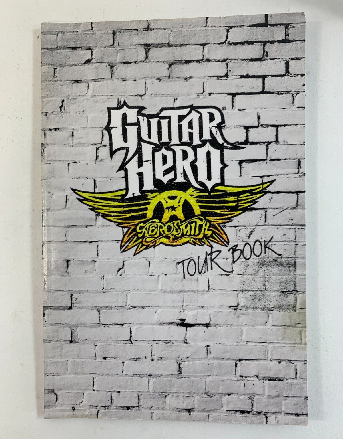 Guitar Hero: Aerosmith (Sony PlayStation 2, 2008) Game Case Manual Tour Book