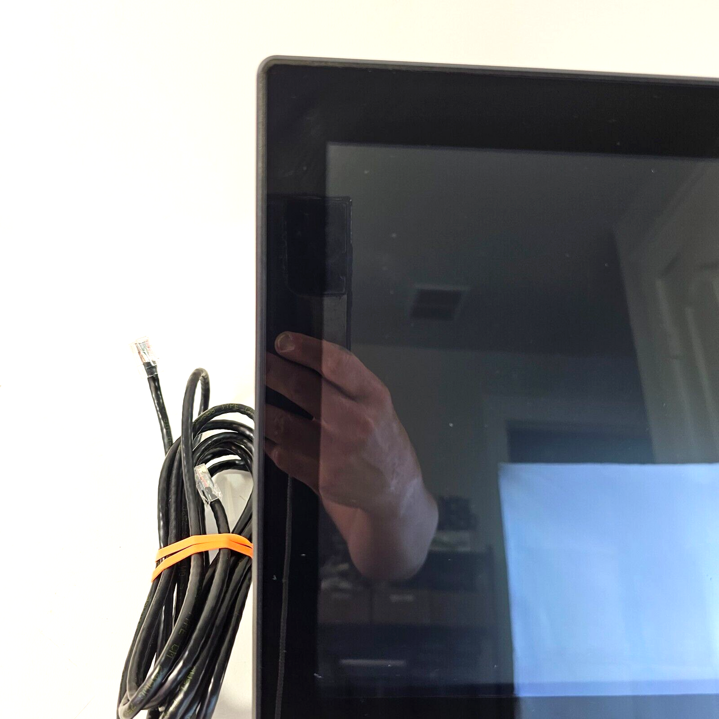 Revention HungerRush 360 HR 5686 Restaurant Point-of-Sale Computer - Tested