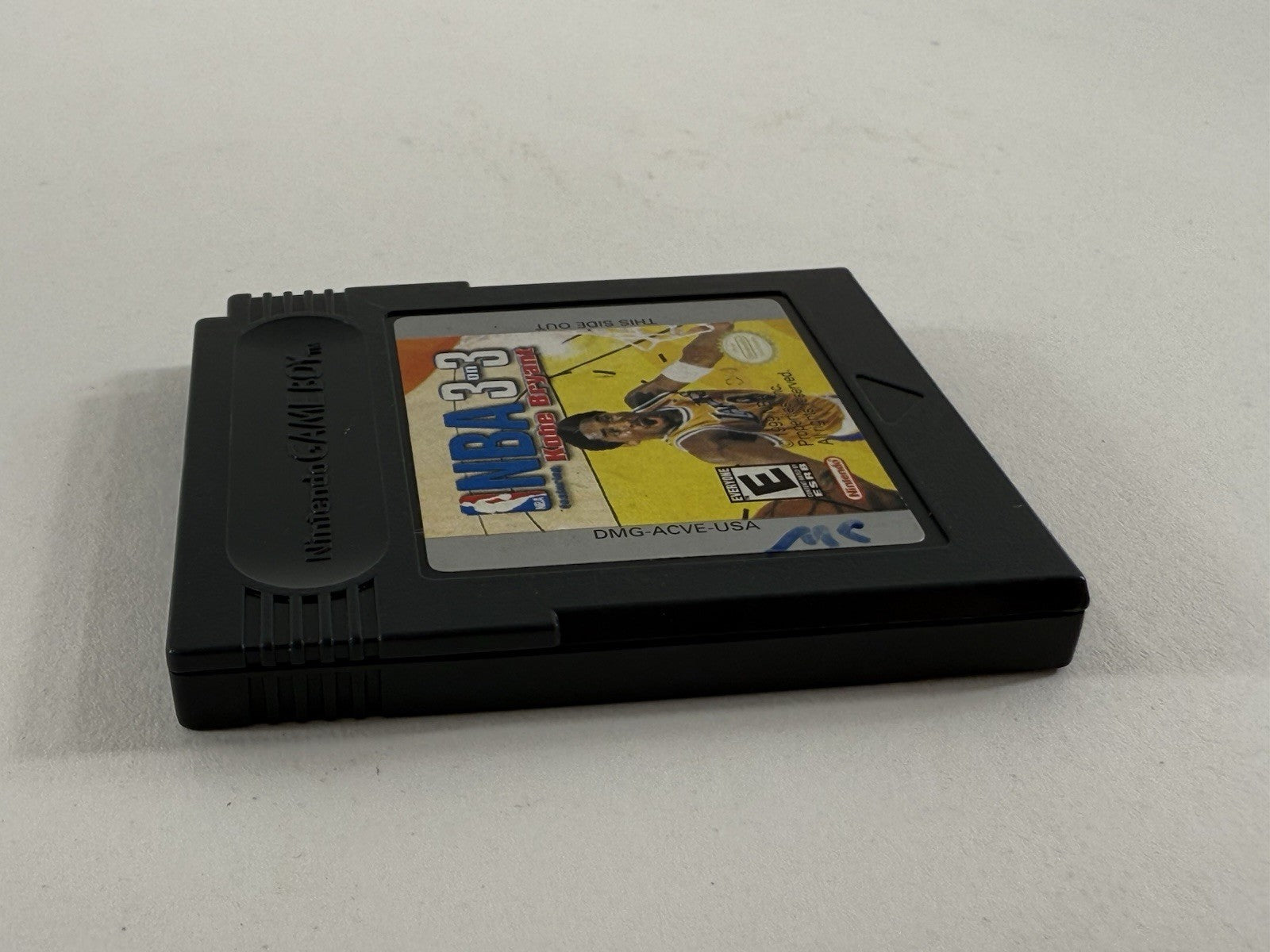 NBA 3 on 3 featuring Kobe Bryant (Nintendo GameBoy Color, 1999) Game Cartridge