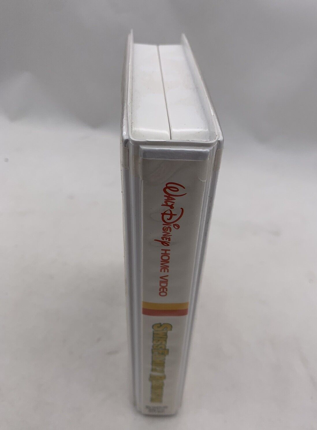 Swiss Family Robinson (Betamax, 1985) - Disney Clamshell Beta Tape