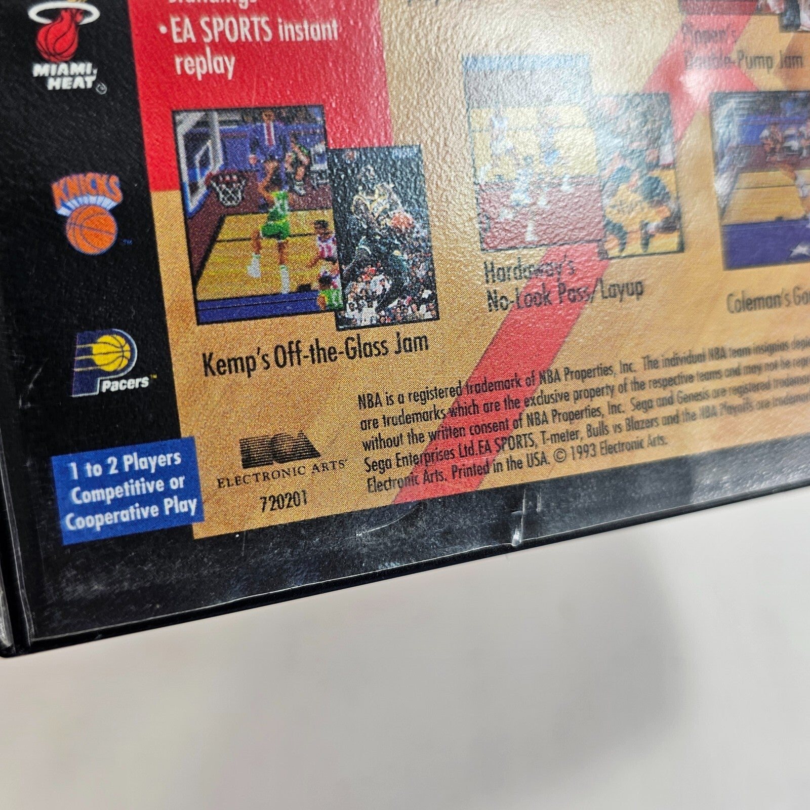 Bulls vs. Blazers and the NBA Playoffs (Sega Genesis, 1993) Game & Case - Tested