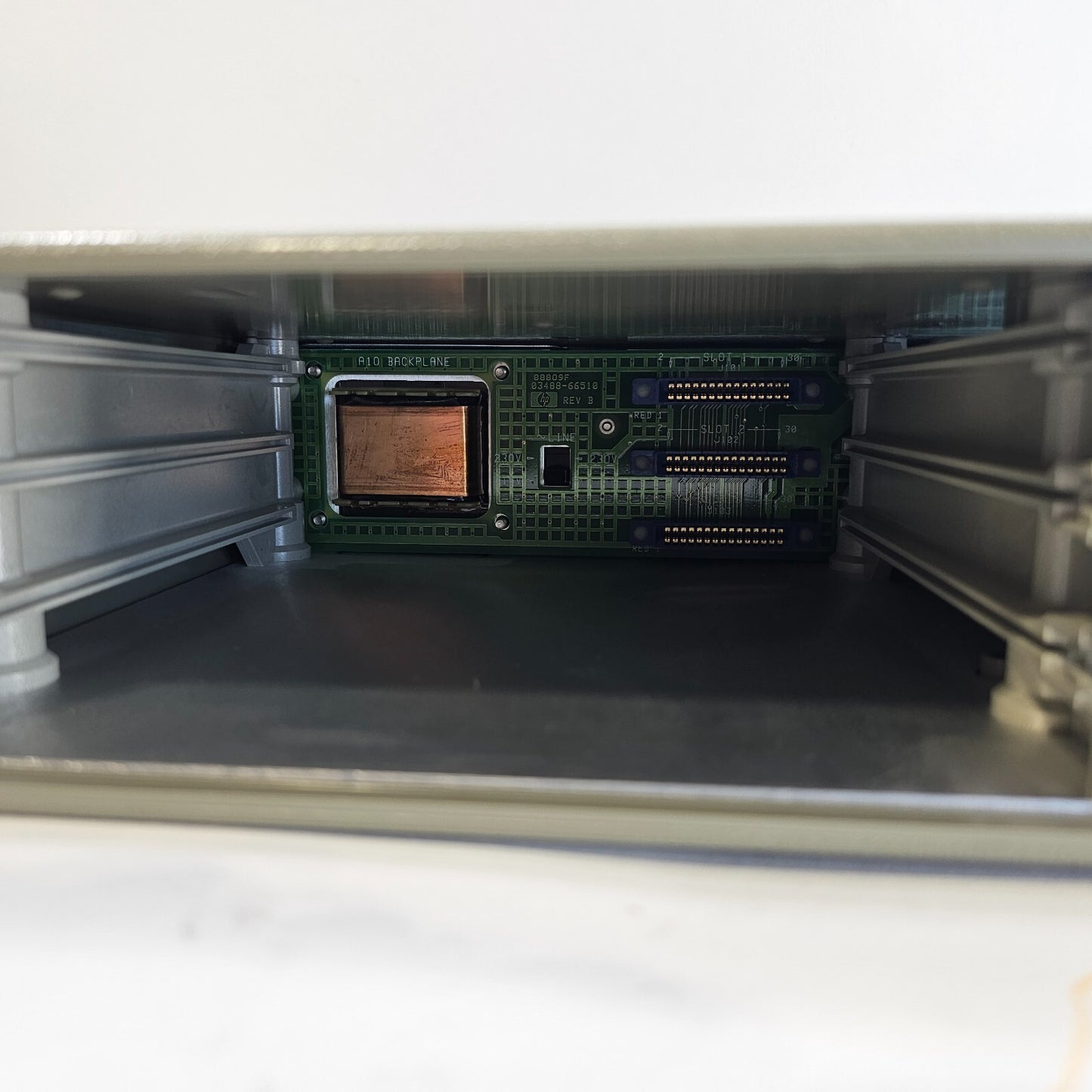 Hewlett Packard 3488A Switch / Control Unit  Mounting Brackets & Card - Tested