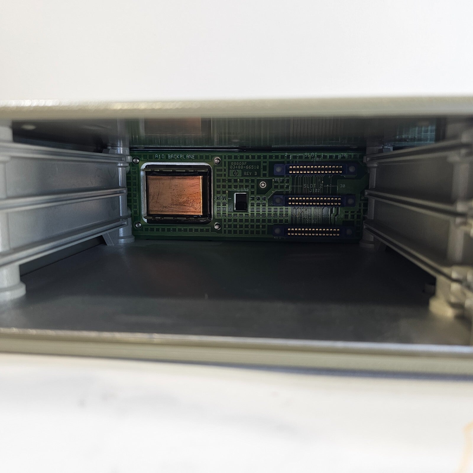 Hewlett Packard 3488A Switch / Control Unit  Mounting Brackets & Card - Tested