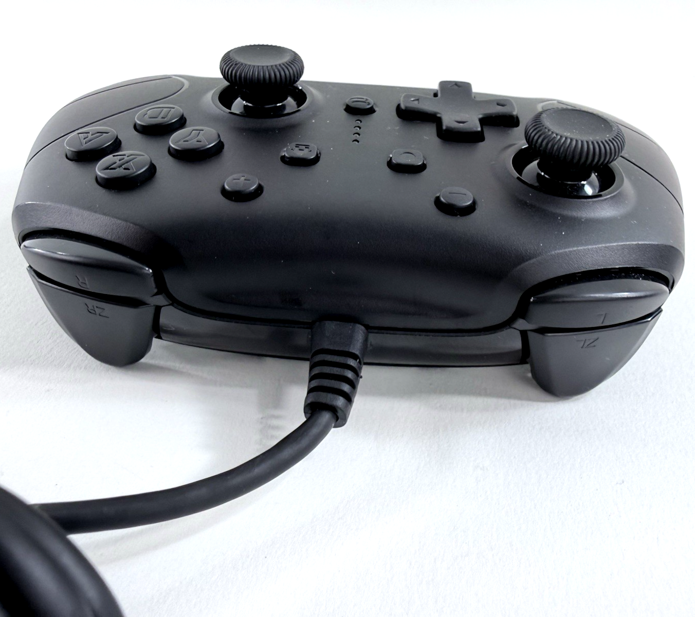 ONN. Wired Black Gaming Controller for Nintendo Switch - Tested and Working