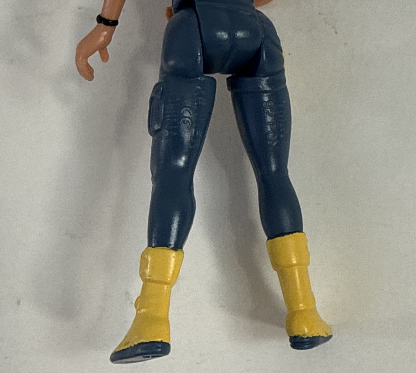 Kenner 1992 Aliens Space Marine LT. Ripley Loose Action Figure