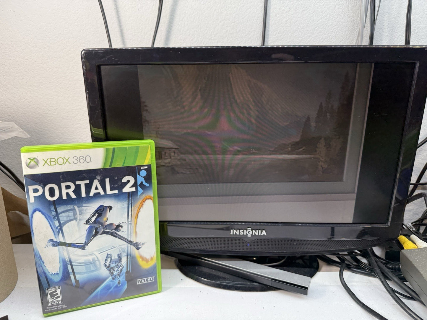 Portal 2 (Microsoft Xbox 360, 2011) Game Case Manual - Tested and Working