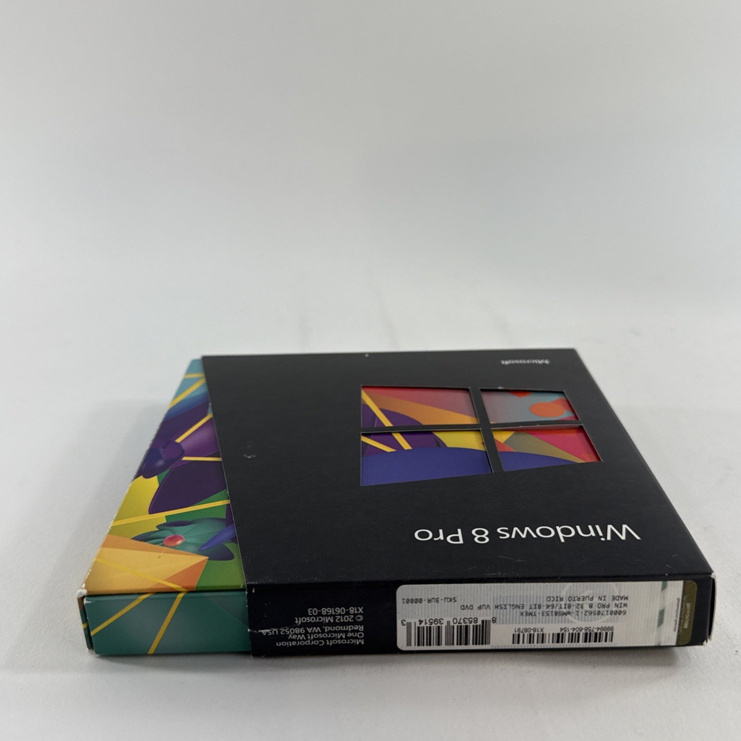 Microsoft 2012 Windows 8 Pro Upgrade for PC DVD - 34/64-bit Software only - Read