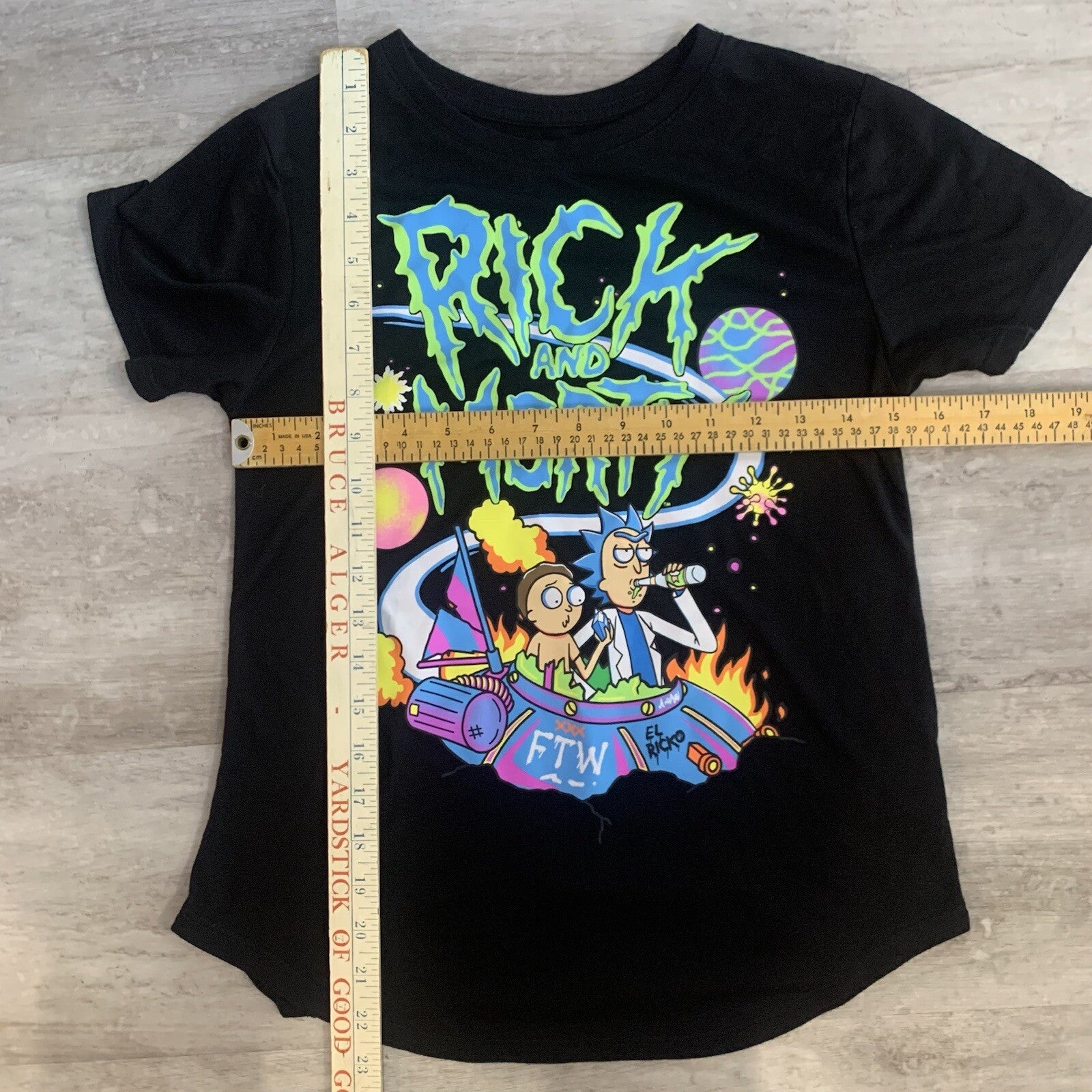 Rick and Morty Licensed Short Sleeve Graphic Print Slim-fit Womens' T-Shirt
