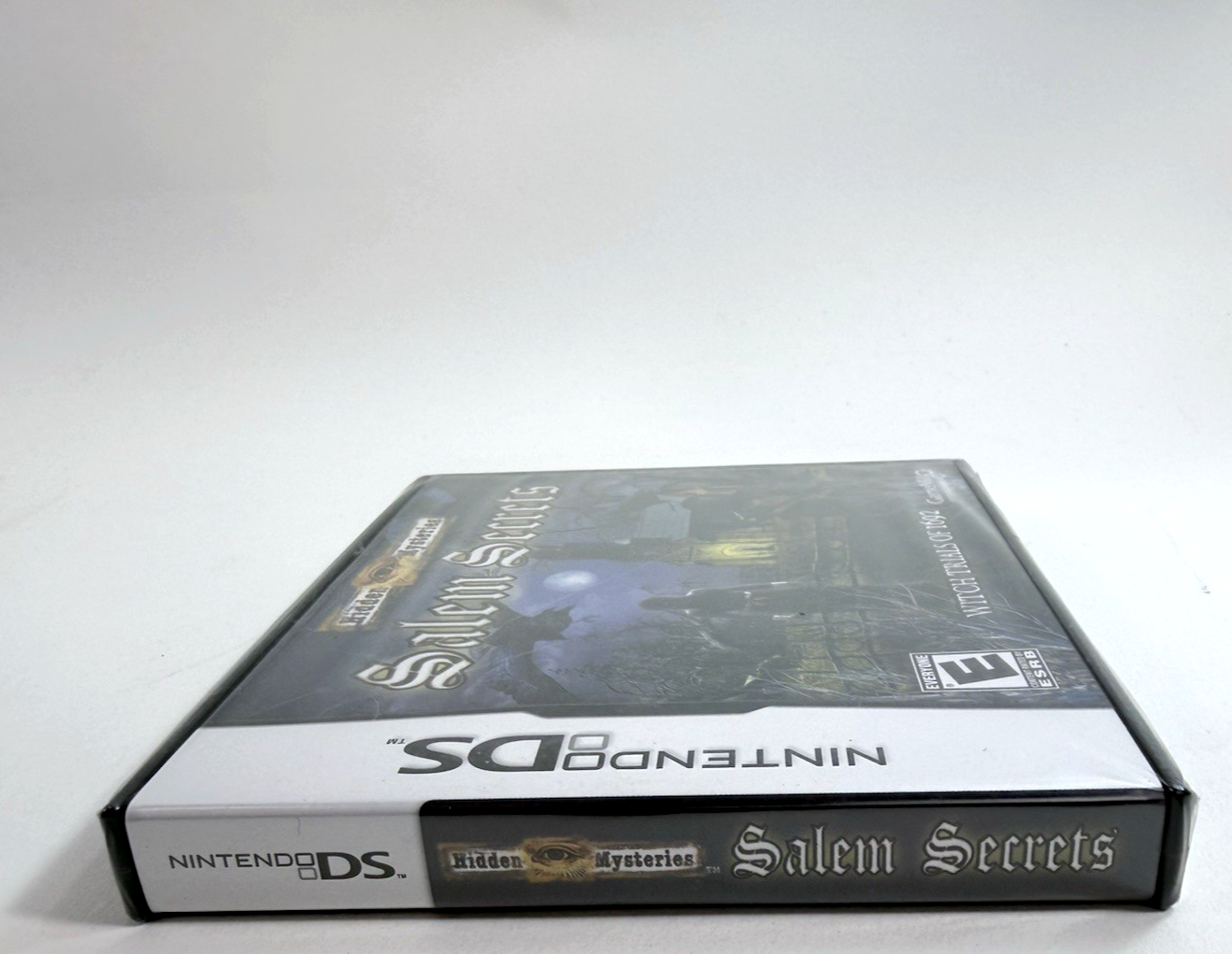 Hidden Mysteries: Salem Secrets - Witch Trials of 1692 (Nintendo DS, 2010) New