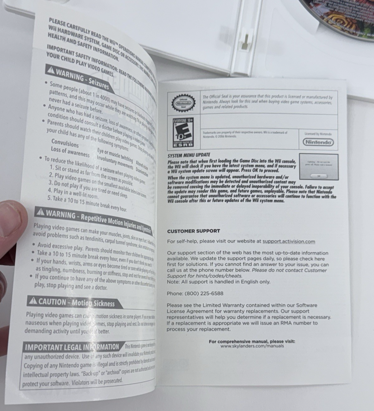 Skylanders: Giants (Nintendo Wii, 2012) Game, Case, & Manual - Tested