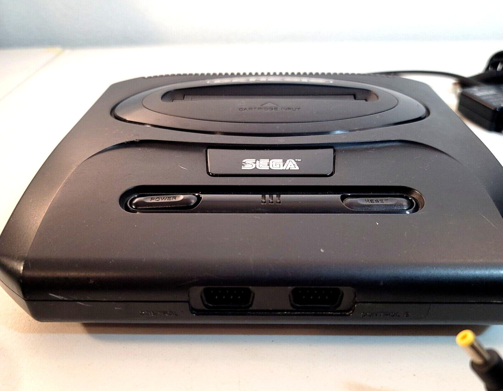 SEGA Genesis Model II Console MK-1631 with Original Controller & Cords - Tested