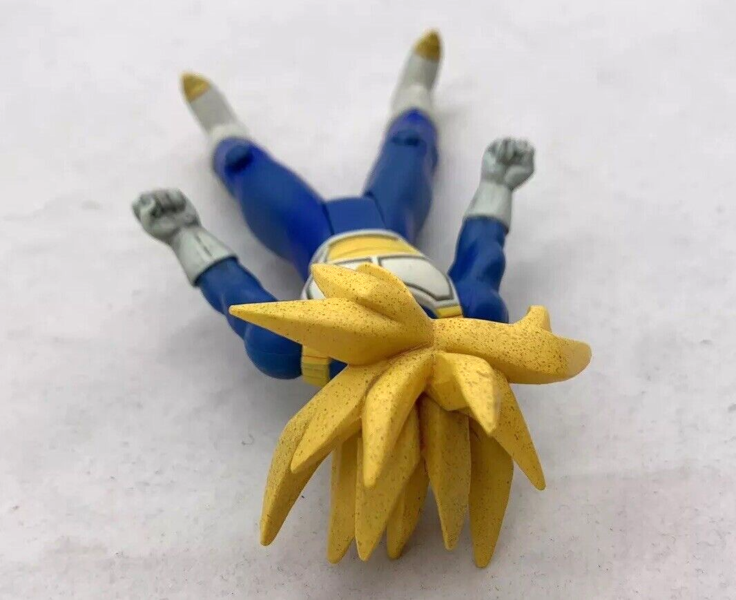 Dragon Ball Z 2002 Funimation 5” Trunks Super Saiyan 2 Loose Action Figure