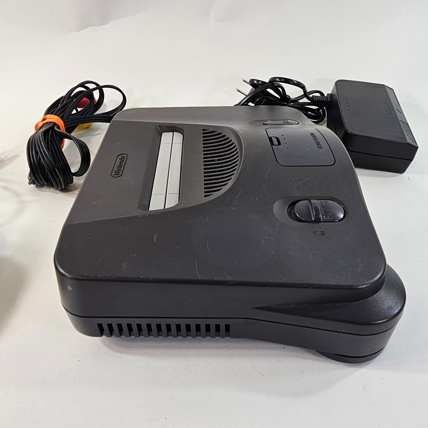 Nintendo 64 System 32MB Home Console NUS-001 - Two Controllers - Cords - TESTED