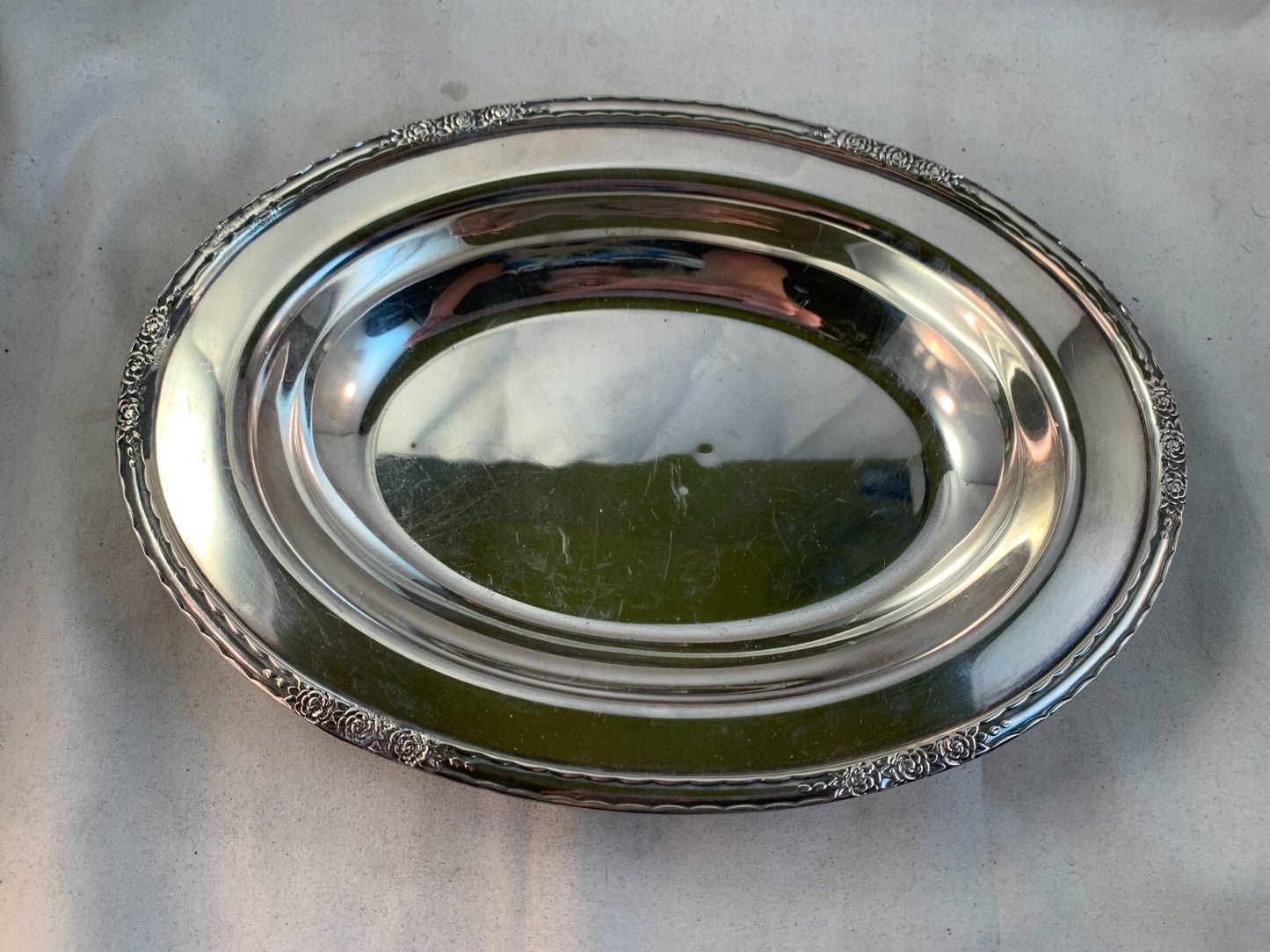 International Silver Company Camille 6012 Oval Divided Serving Dish