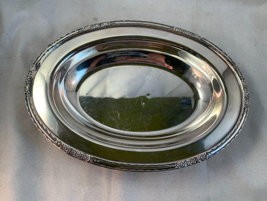 International Silver Company Camille 6012 Oval Divided Serving Dish