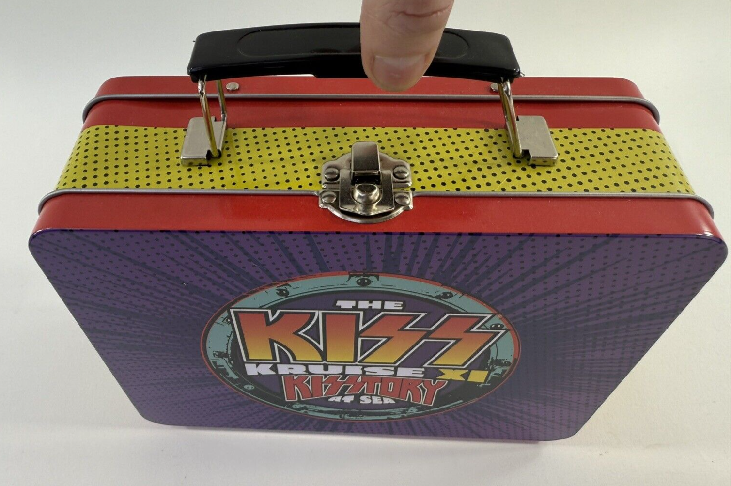 The Kiss Kruise XI Kisstory at Sea Lunch Box 2022 Navy Exclusive