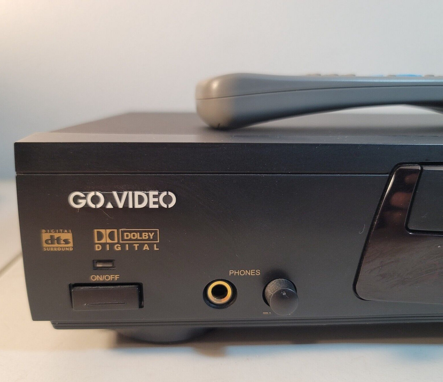 SonicBlue Go Video DVP750  DVD Video CD MP3 Player With Remote