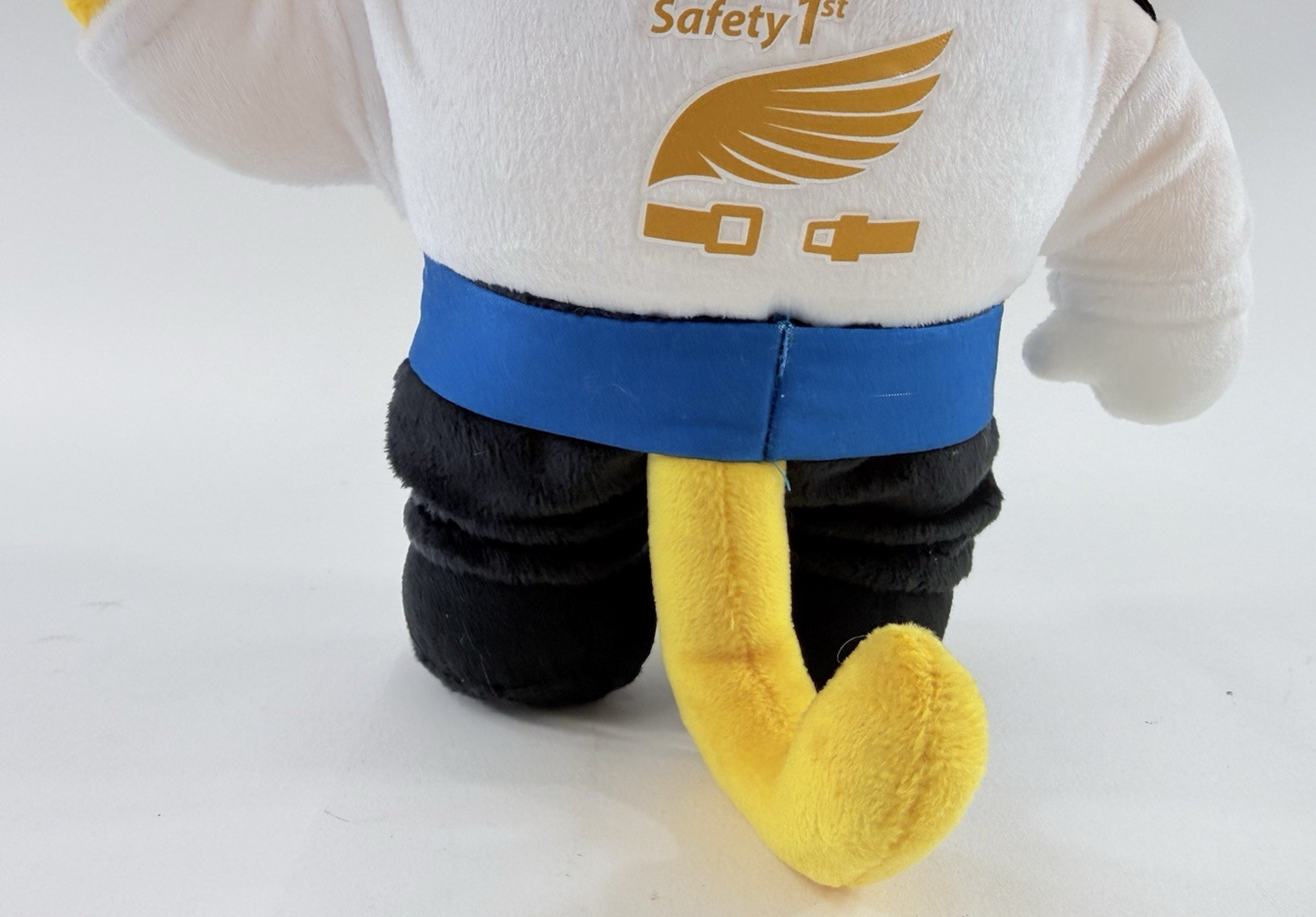 WSOC 2023 Hanoi Vietnam Airlines Pilot Cat Plush Mascot IATA Safety Conference