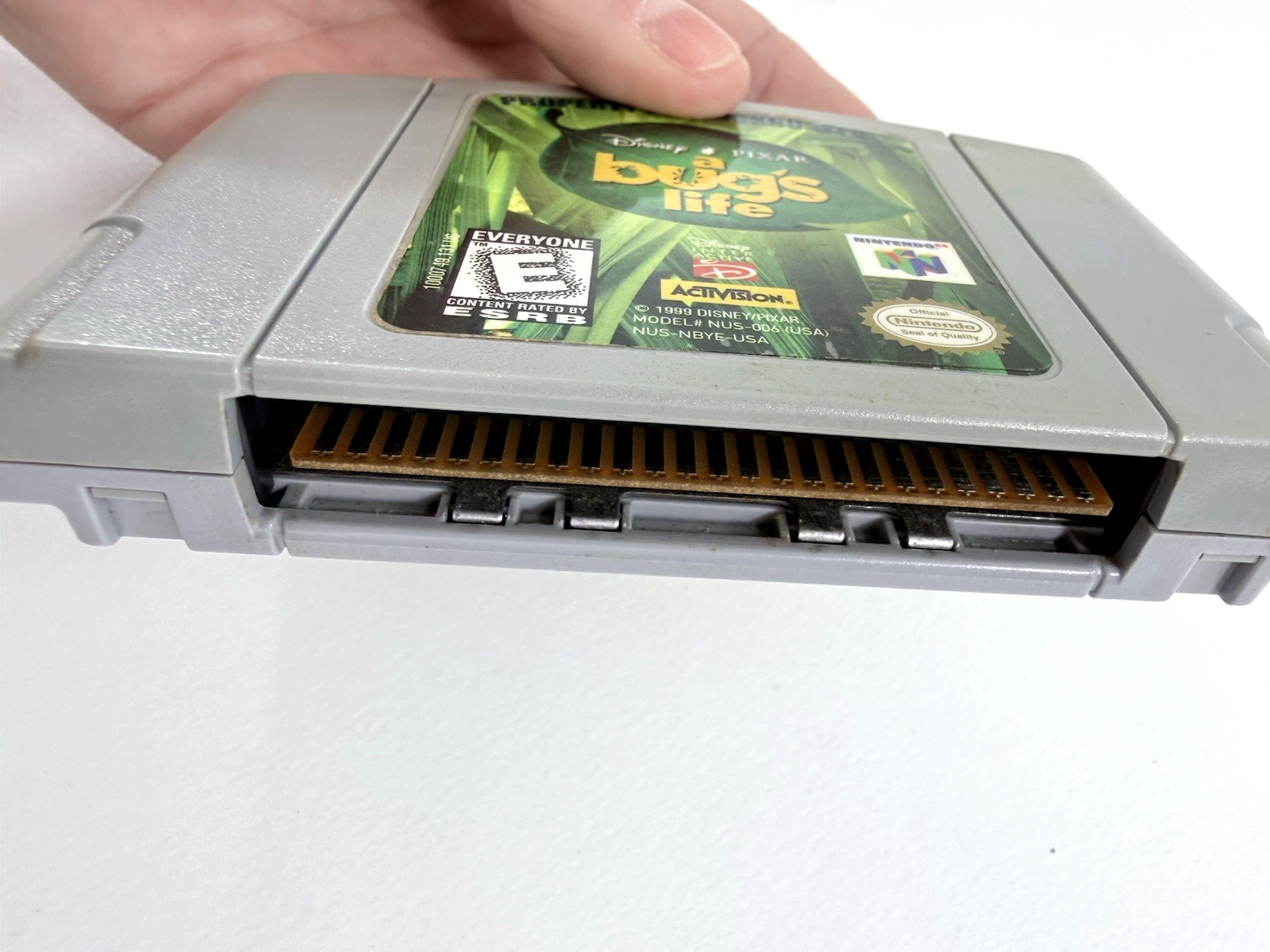 A Bug's Life (Nintendo 64, 1999) Game Cartridge - Tested and Working