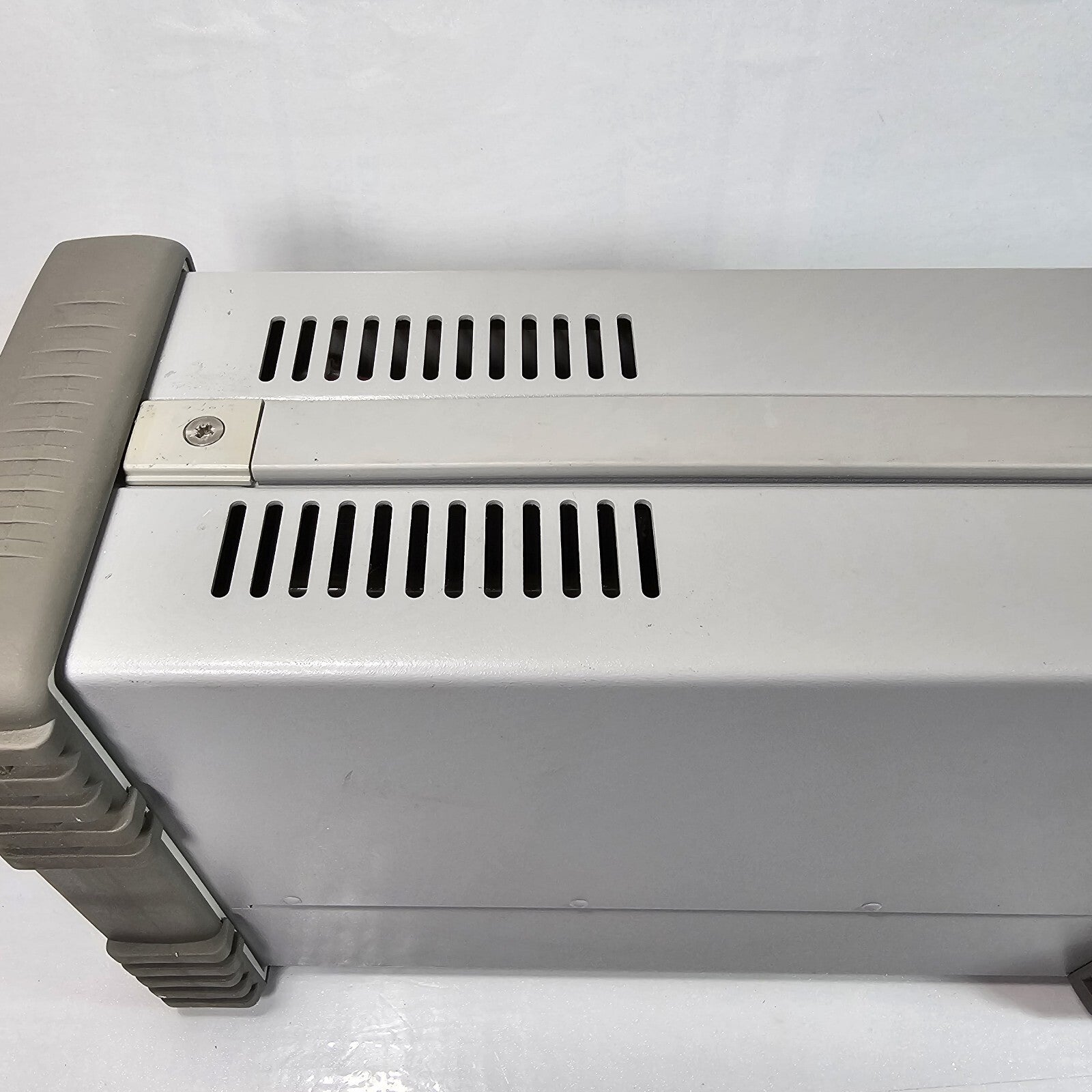 Agilent E3648A Dual Output DC Power Supply 0-8V,5A/0-20V,2.5A - Tested - 4386